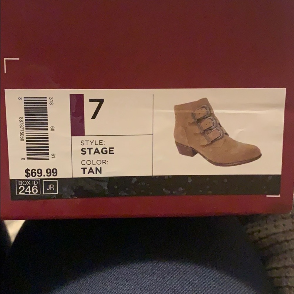 Tan boots - Picture 6 of 6